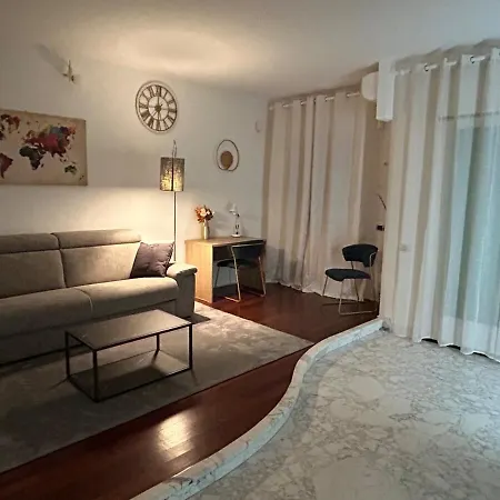 Ly Apartamento *